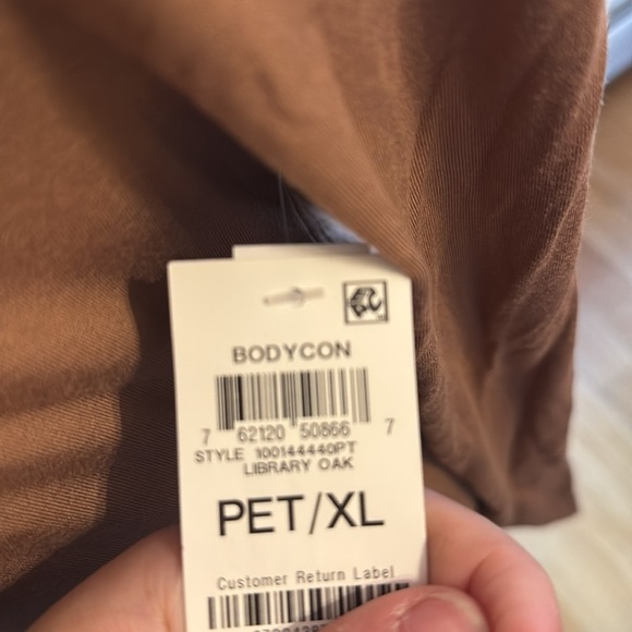 BRAND NEW WOMENS BODY-CON DRESS SIZE PETITE XL AND PETITE LARGE AVAILABLE - Picture 6 of 8